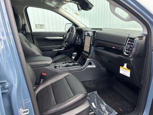 Azure Gray Metallic Tri-Coat 2025 Ford Ranger LARIAT