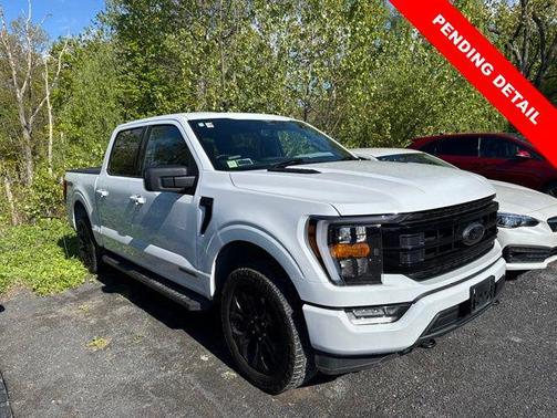 Oxford White 2023 Ford F-150 XLT