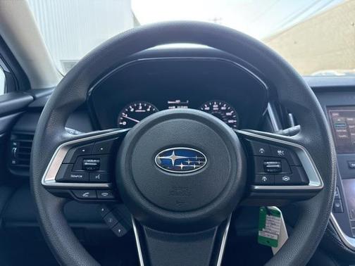 2021 Subaru Outback Base