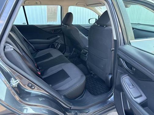 2021 Subaru Outback Base