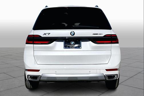 White 2026 BMW X7 xDrive40i