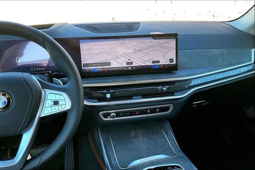 White 2026 BMW X7 xDrive40i