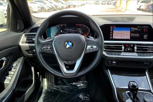 2022 BMW 330 330i