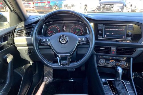 2019 Volkswagen Jetta 1.4T R-Line