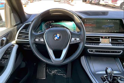 2023 BMW X5 sDrive40i