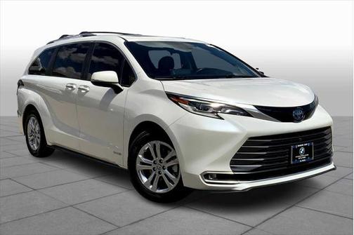 2021 Toyota Sienna Platinum 7 Passenger