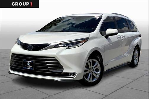 2021 Toyota Sienna Platinum 7 Passenger