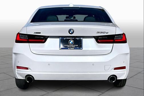 2024 BMW 330e xDrive