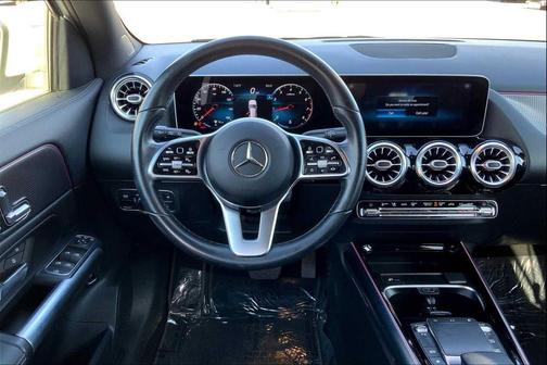 2021 Mercedes-Benz GLA 250 Base 4MATIC