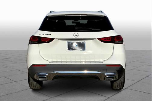 2021 Mercedes-Benz GLA 250 Base 4MATIC