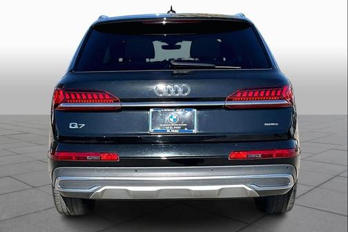 2022 Audi Q7 55 Premium