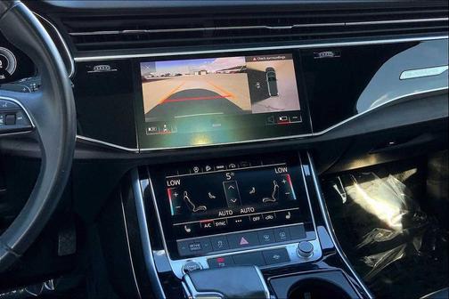 2021 Audi Q7 55 Premium Plus