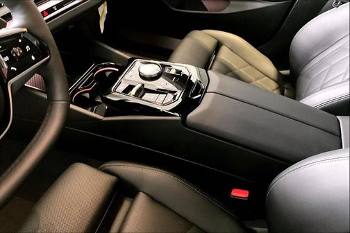 2024 BMW i5 eDrive40