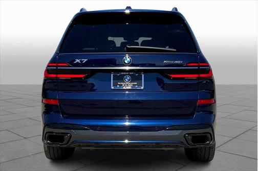 2023 BMW X7 xDrive40i