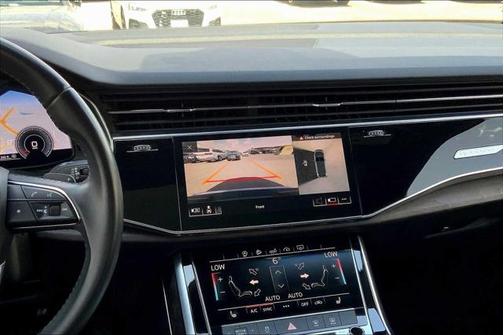 2020 Audi Q7 55 Premium Plus