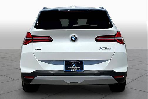 Mineral White Metallic 2026 BMW X3 30 xDrive