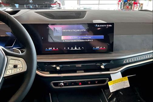 Tanzanite Blue II Metallic 2026 BMW X7 xDrive40i