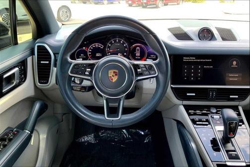2022 Porsche Cayenne Platinum Edition