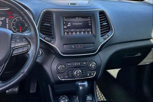 2020 Jeep Cherokee Altitude