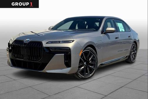 2025 BMW 750e i xDrive