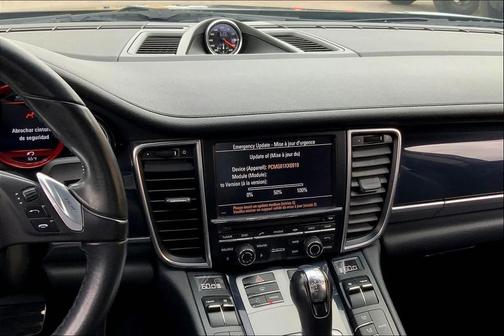 2011 Porsche Panamera 4