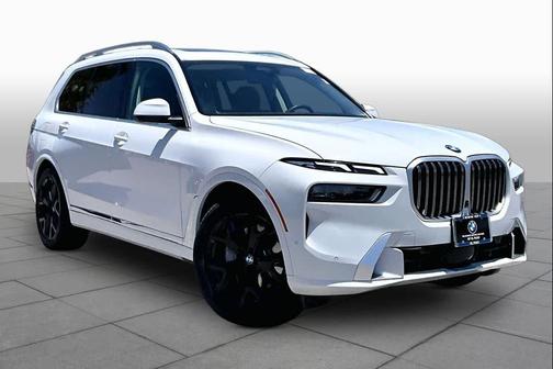 Alpine White 2024 BMW X7 xDrive40i
