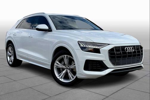 2023 Audi Q8 55 Premium Plus