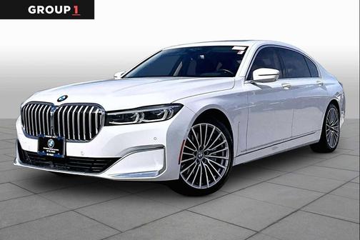 Alpine White 2022 BMW 750 i xDrive