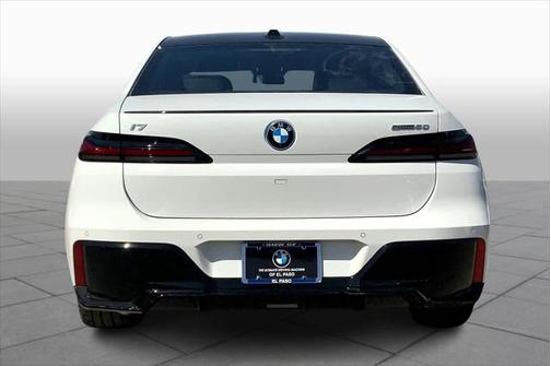 2025 BMW i7 eDrive50