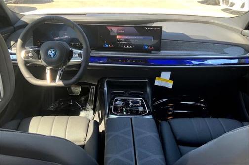 2025 BMW i7 eDrive50