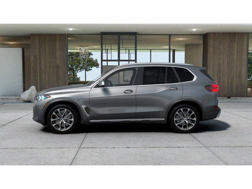 Skyscraper Grey Metallic 2026 BMW X5 sDrive40i