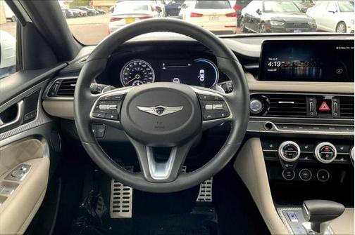 2023 Genesis G70 3.3T RWD