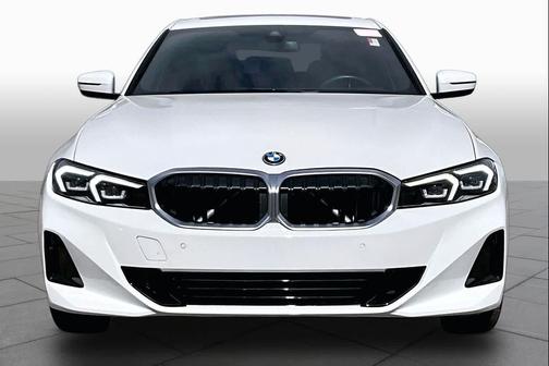 Alpine White 2023 BMW 330e 330e