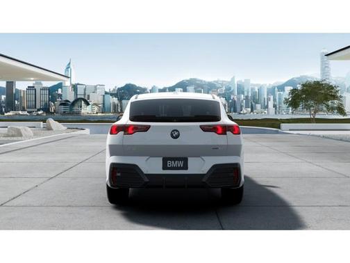 2026 BMW X2 xDrive28i