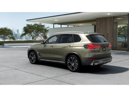 Manhattan Green Metallic 2026 BMW X5 sDrive40i