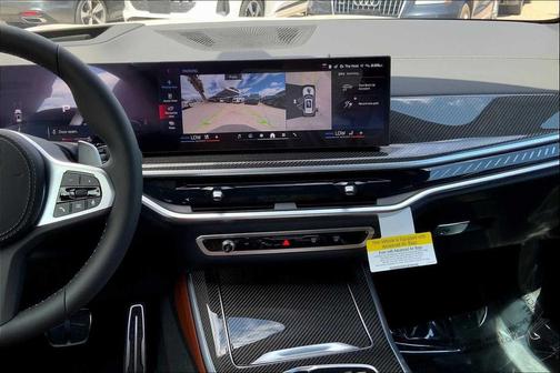 2026 BMW X5 M60i