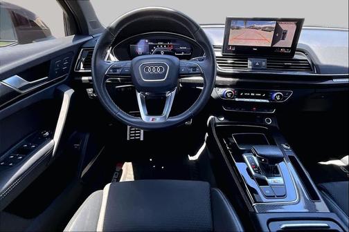 District Green Metallic 2022 Audi SQ5 3.0T Premium Plus