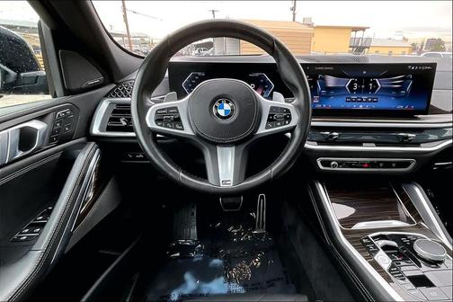 2025 BMW X6 xDrive40i