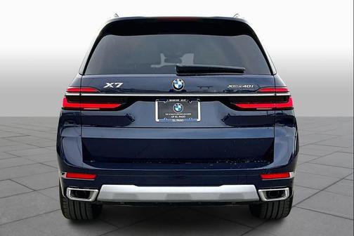 Tanzanite Blue II Metallic 2026 BMW X7 xDrive40i