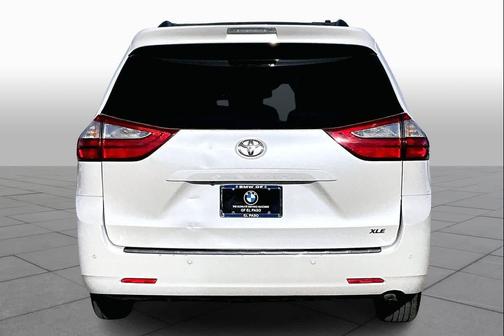 2016 Toyota Sienna XLE Premium