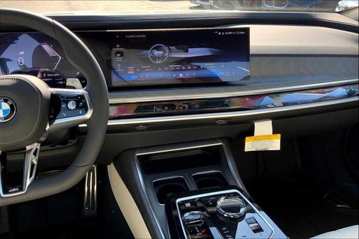 2025 BMW 760 i xDrive