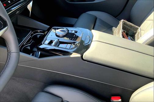 2026 BMW 530 i