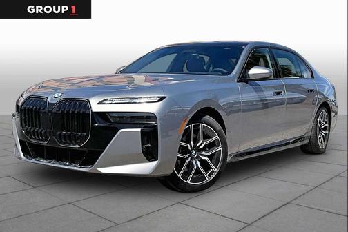 Oxide Grey Metallic 2026 BMW 760 xDrive