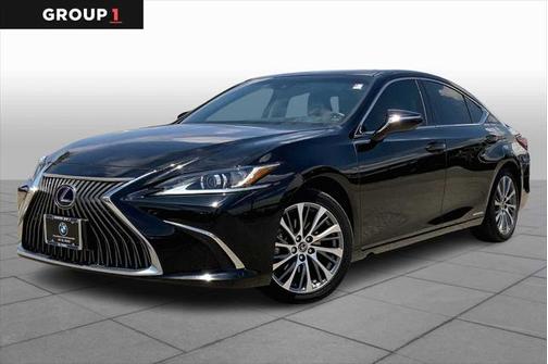 2020 Lexus ES 300h Base