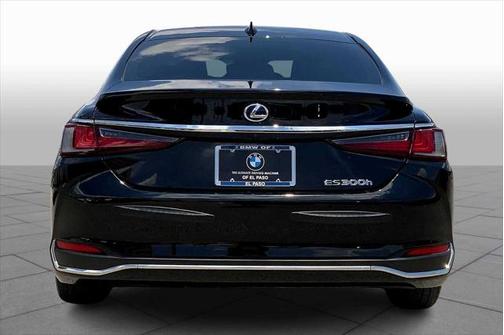 2020 Lexus ES 300h Base