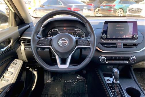 2020 Nissan Altima SR FWD