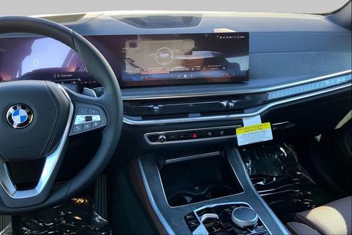 Mineral White Metallic 2026 BMW X5 xDrive40i