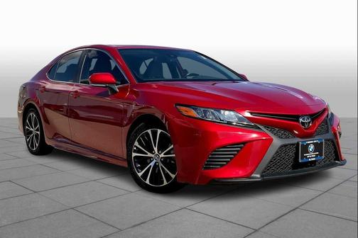 2019 Toyota Camry SE