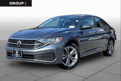 Platinum Gray Metallic 2024 Volkswagen Jetta 1.5T SE