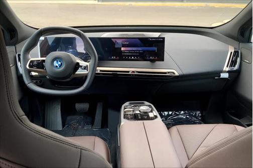 2025 BMW iX xDrive50